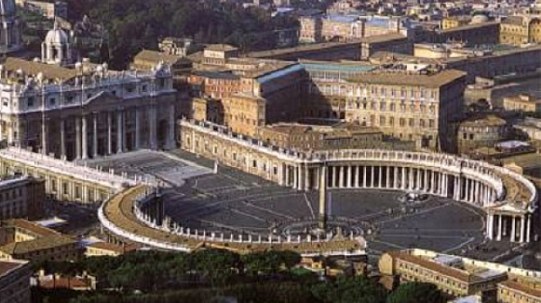 Ватиканът е против италиански антихомофобски закон