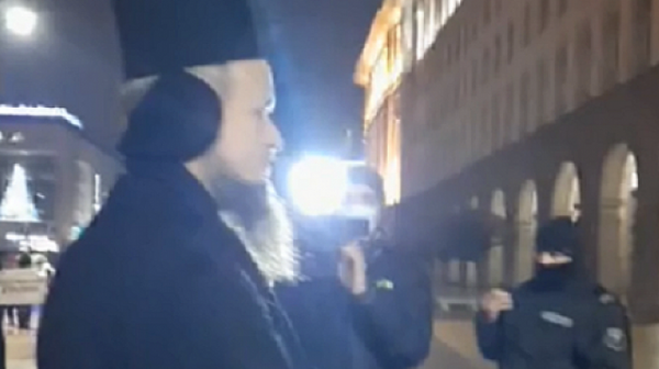 Ден 151 на протеста: Опашка от шаран за премиера Борисов /видео/