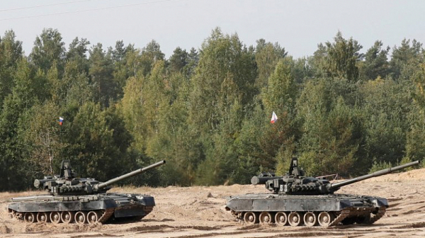 Ройтерс: Чехия доставя на Украйна съветски танкове Т-72