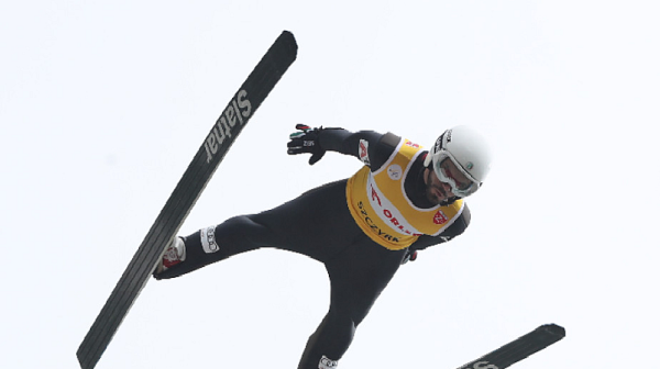 Владимир Зографски втори на летен ски скок в Полша