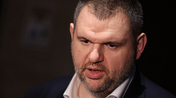 Пеевски внесе предложение за закриване на Антикорупционната комисия
