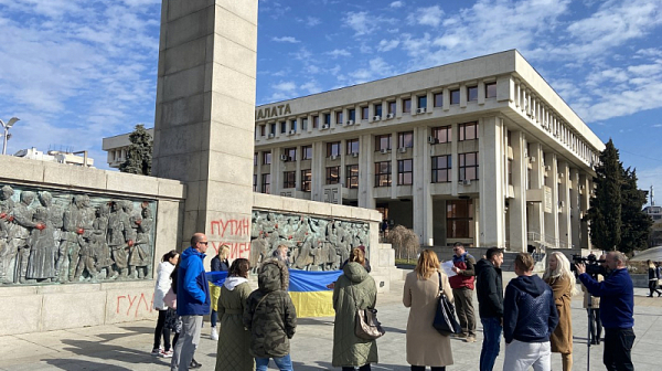 Предложиха премахването на паметника ”Альоша” от центъра на Бургас