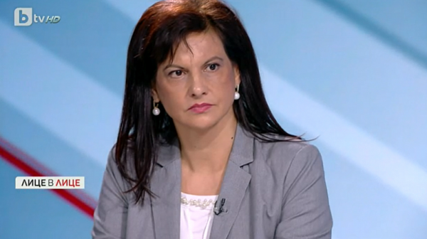 Нямало повод цяла година премиерът да се яви в НС, смята Дариткова