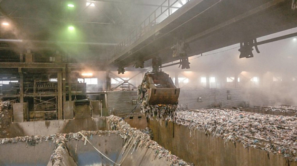 Столичният завод за отпадъци на по-високи обороти: Нови машини и 130 служители повече