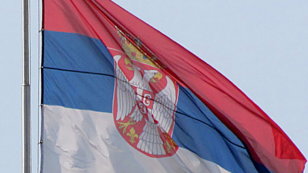 Километрични опашки и чакане по 12 часа за излизане от Сърбия