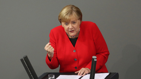 Меркел ще лобира за координиран подход по отношение на ”Делта” варианта на коронавируса