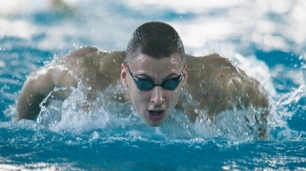 Йосиф Миладинов ще плува на полуфинал на 100 метра бътерфлай в Токио