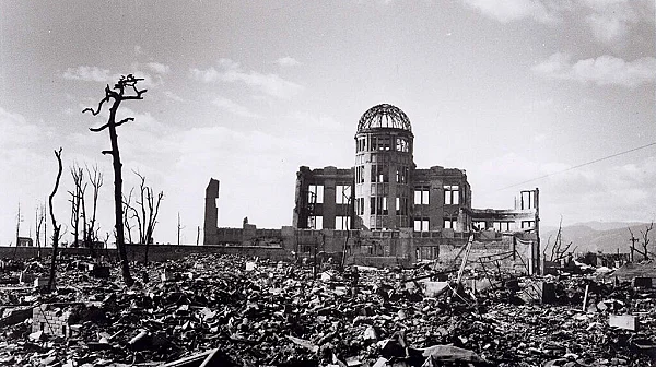 135 000 пъти по-мощни от Хирошима: 10 000 ядрени оръжия в готовност