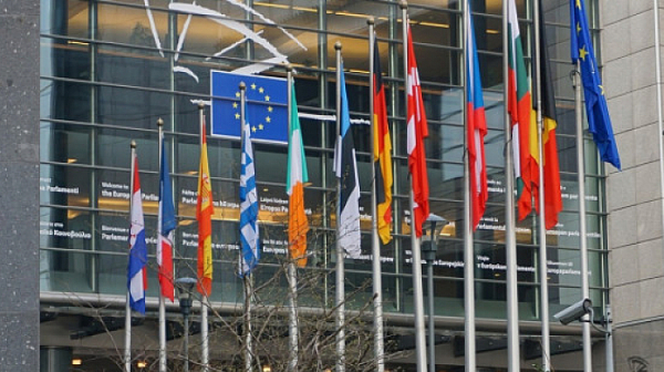 Европейската народна партия: Австрия да не спъва България и Румъния за Шенген