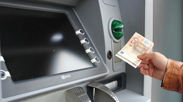 Не се доверявайте на непознати! МВР с нови съвети за сигурност при прехода към евро
