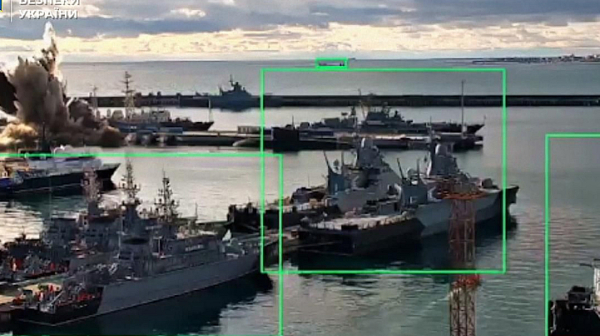 Украйна отвори нова глава в съвременната война: Дроновете Sub Sea Baby атакуват подводници