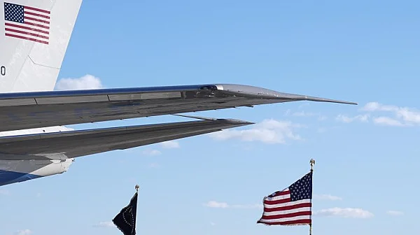 Техеран удари най-голямата американска база и централата на ЦРУ в Близкия изток