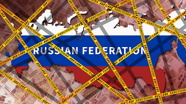 Изтичат ли през България санкционирани стоки за Русия? Еврокомисарят Макгинес проверява границата с Турция