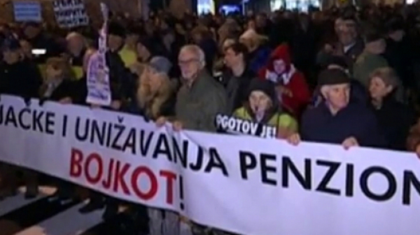 Сърбия с годишнина на антиправителствени протести