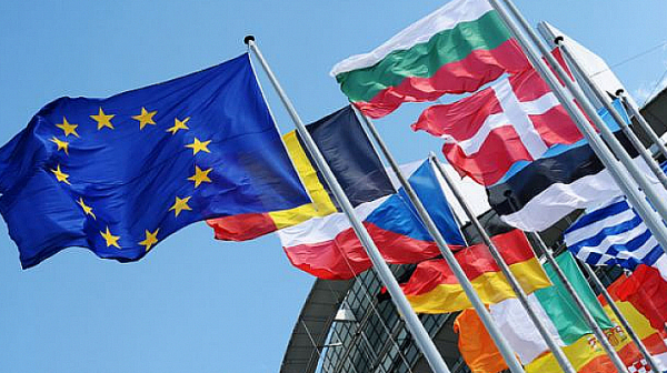 Външните министри на ЕС заседават заради войната в Украйна