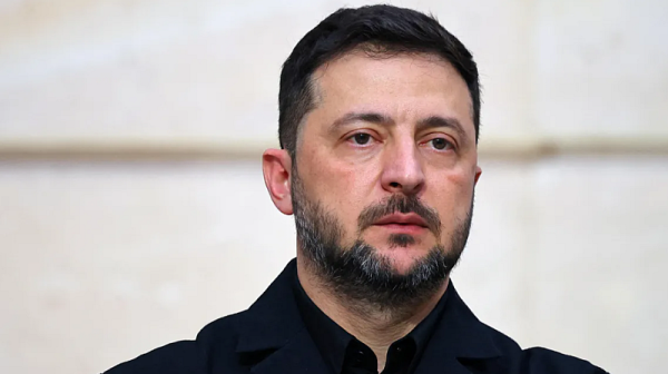 Телефонна дипломация: Какво обсъдиха Зеленски и Стармър преди ключовите разговори