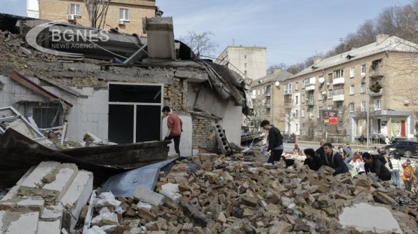 Одеса обяви извънредно положение: Хиляди остават без ток