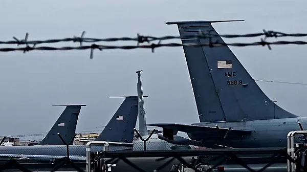 Военният министър: Американските самолети в София не са за операция срещу Иран