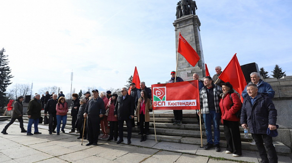 Политиците да оставят МОЧА за след изборите, зове Донев