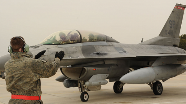EW Magazine: Нидерландия дава F-16, ако се изпратят МиГ-29 за Украйна