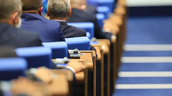 НС разпредели постоянните комисии, управляващите поеха ключовите постове