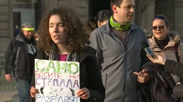 Протест на екоактивисти заради застрояването на местността ”Камчия”