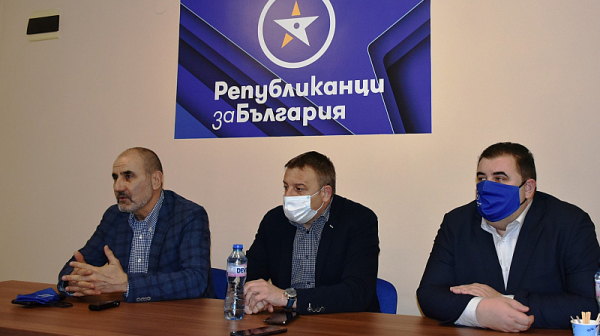 Цветанов и Вълнев: Искаме да върнем нормалността в държавата