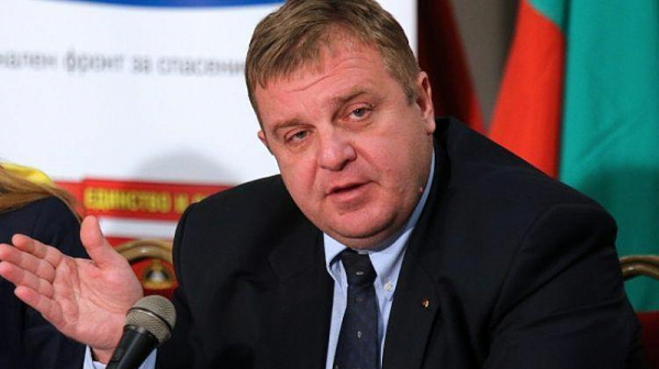 Каракачанов призна: Кум съм на Пламен Бобоков