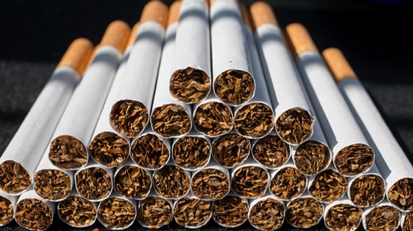 След гласуването на акцизния календар за цигарите още витаят съмнения за лобизъм и топли чувства към Пещера