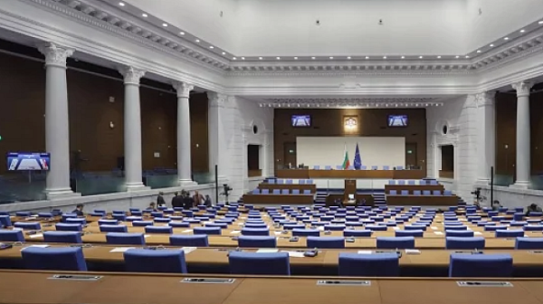Пак без кворум в парламента – блокажът на институциите и държавата продължава