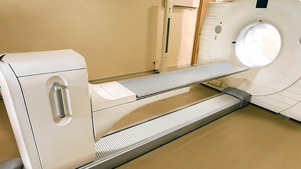 Абсурд в болница: Забравиха за 6 часа пациентка в скенер