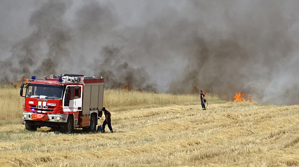 Обявиха бедствено положение заради пожари в Харманли, Любимец и Свиленград