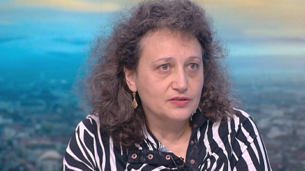 Д-р Виктория Чобанова: Хората над 55 не трябва да се ваксинират с ”Астра Зенека”