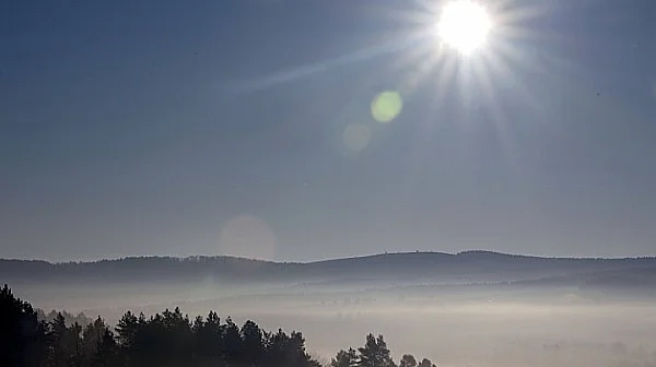 Слънце и температури до 17° днес, по Черноморието по-хладно
