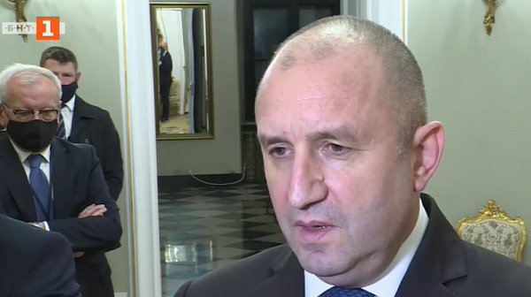 Радев: Няма заплаха за България в момента, но средата може да се промени