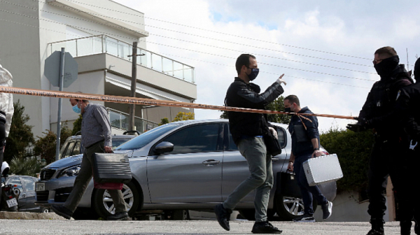 Разстреляха известен гръцки журналист в Атина