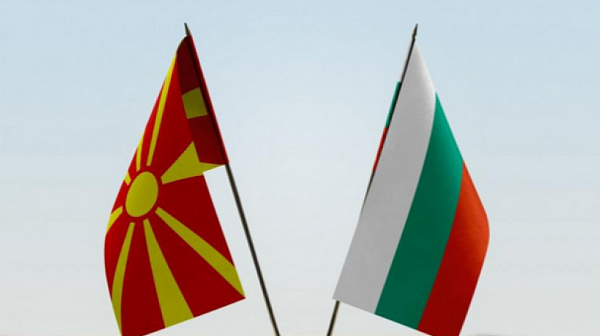 „Политико“: Компромис на България отваря пътя на Скопие към ЕС
