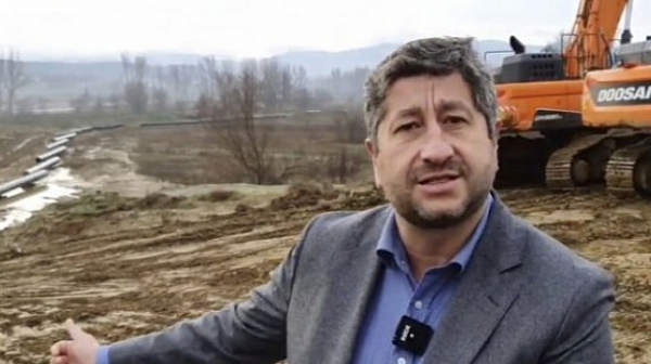 Христо Иванов: Огромна лъжа на Борисов! Колко азерски газ ще потече към България?