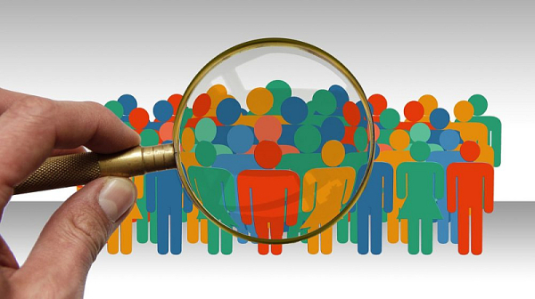 Радев поведе в социологията, няколко партии са под чертата, сочи проучване