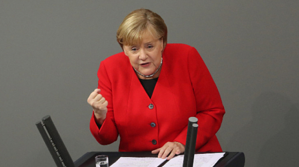 Меркел: Няма да е лесно след Brexit, но ще помогна на ЕС да е успешен и след развода