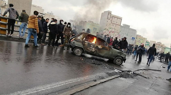 Иран: Най-малко 208 ”размирници” са застреляни от силите за сигурност