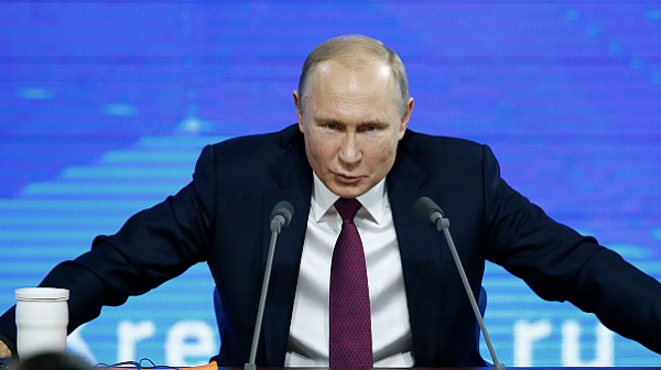 Путин хвърли вината за войната с Украйна върху България и Румъния