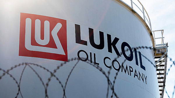 Пълен обрат: Петко Николов се отказа да бъде особен управител на „Лукойл“. На пожар се търси нов