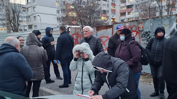 БСП - ”Връбница” подкрепи протест на граждани срещу нов строеж в ”Обеля”-1