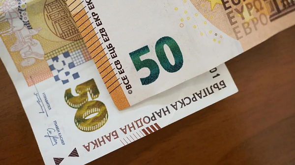 Приеха промените в закона за еврото