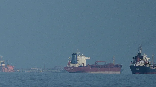 САЩ с блокада на ирански пристанища, Ванс обвини Техеран в „икономически тероризъм“