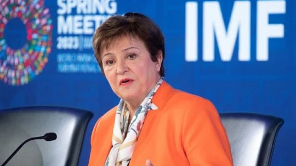 8,1 млрд. долара: МВФ отпуска нов заем за Украйна