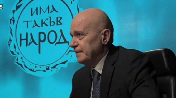 Анализатор: Слави има един изход - отказ от мандата, без да подкрепя ГЕРБ и ДПС