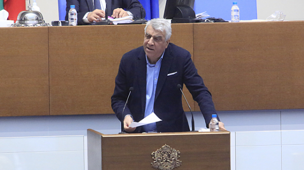 Румен Гечев: БСП няма да търси подкрепа в парламента, а от избирателите