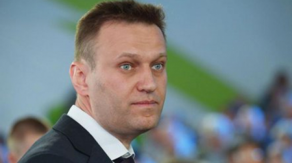 Навални се завръща в Русия след 5 месеца в Германия